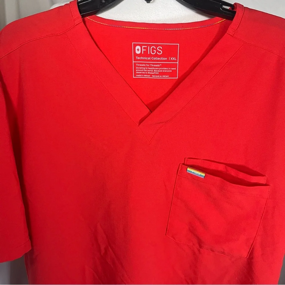 Figs Men's Leon 3pocket Scrub Top Limited Edition Pride Hibiscus‎ XXL MD RN CNA